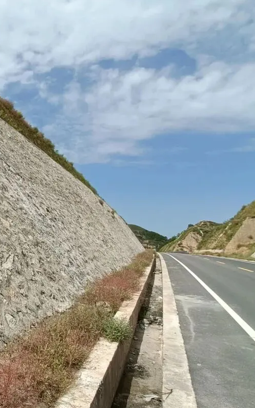 公路沿线边坡监测
&mdash;&mdash;